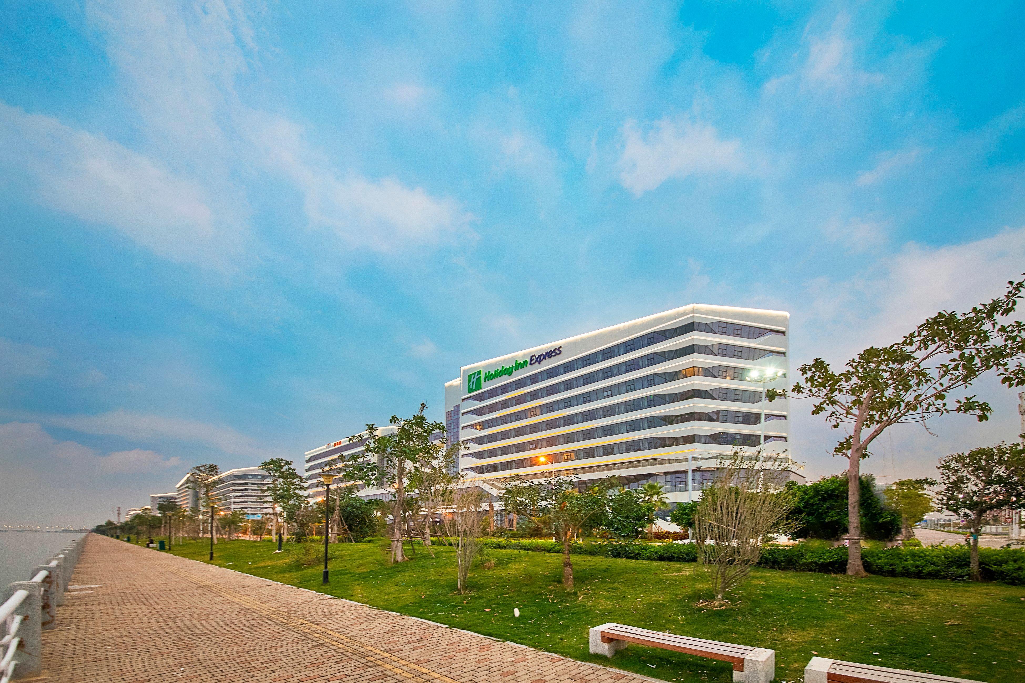 Holiday Inn Express Xiamen Airport Zone By Ihg Exterior photo